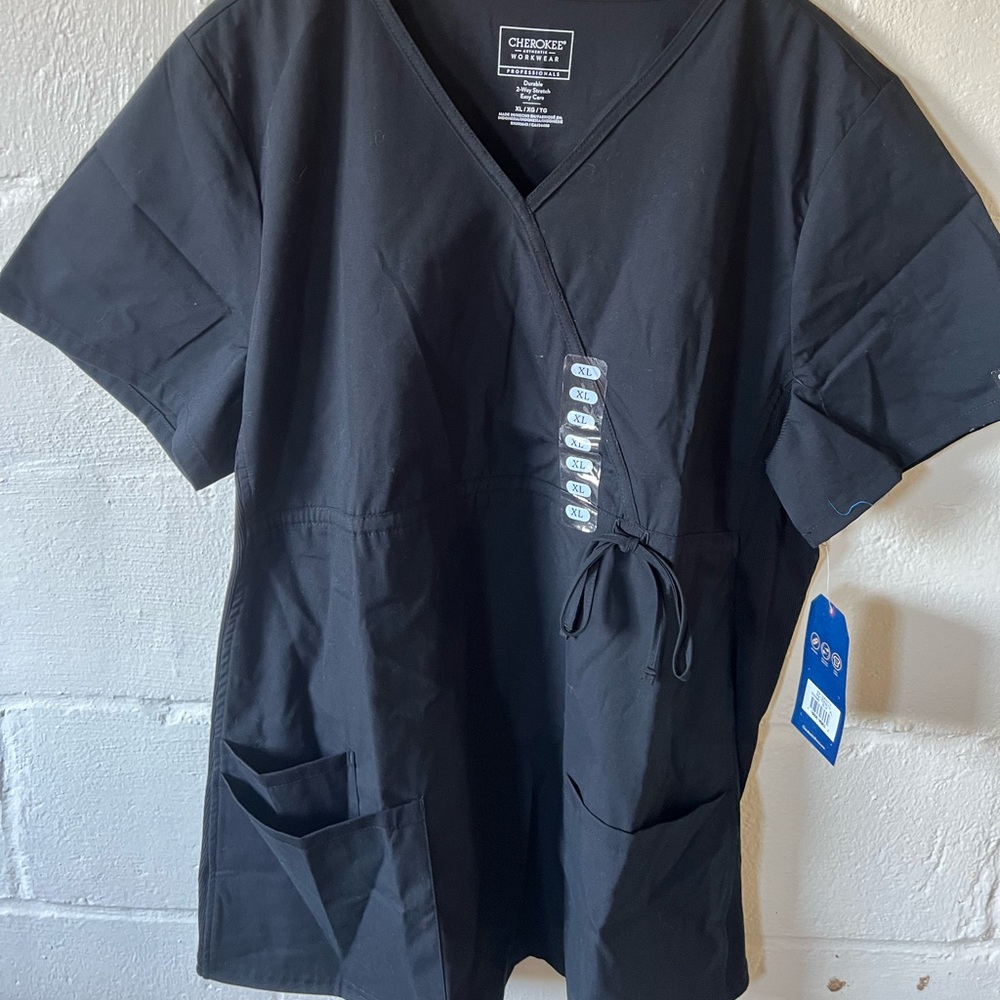 Cherokee Maternity Scrub Top Size XL Black